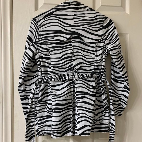 🌷3 for$25🌷Jou Jou, Kid's US 10-12, Black & White Zebra Print Trench Coat - Picture 5 of 8